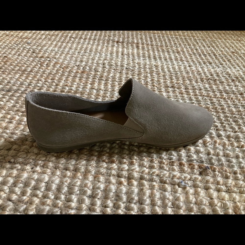 Lucky Brand Suede Flats